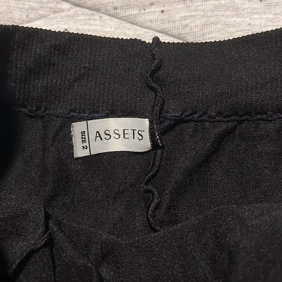 Assets by Spanx Maternity Tights - Picture 3 of 4